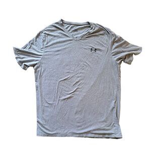 Under Armour Heatgear Training T Shirt Mens Size X-Large Gray Loose